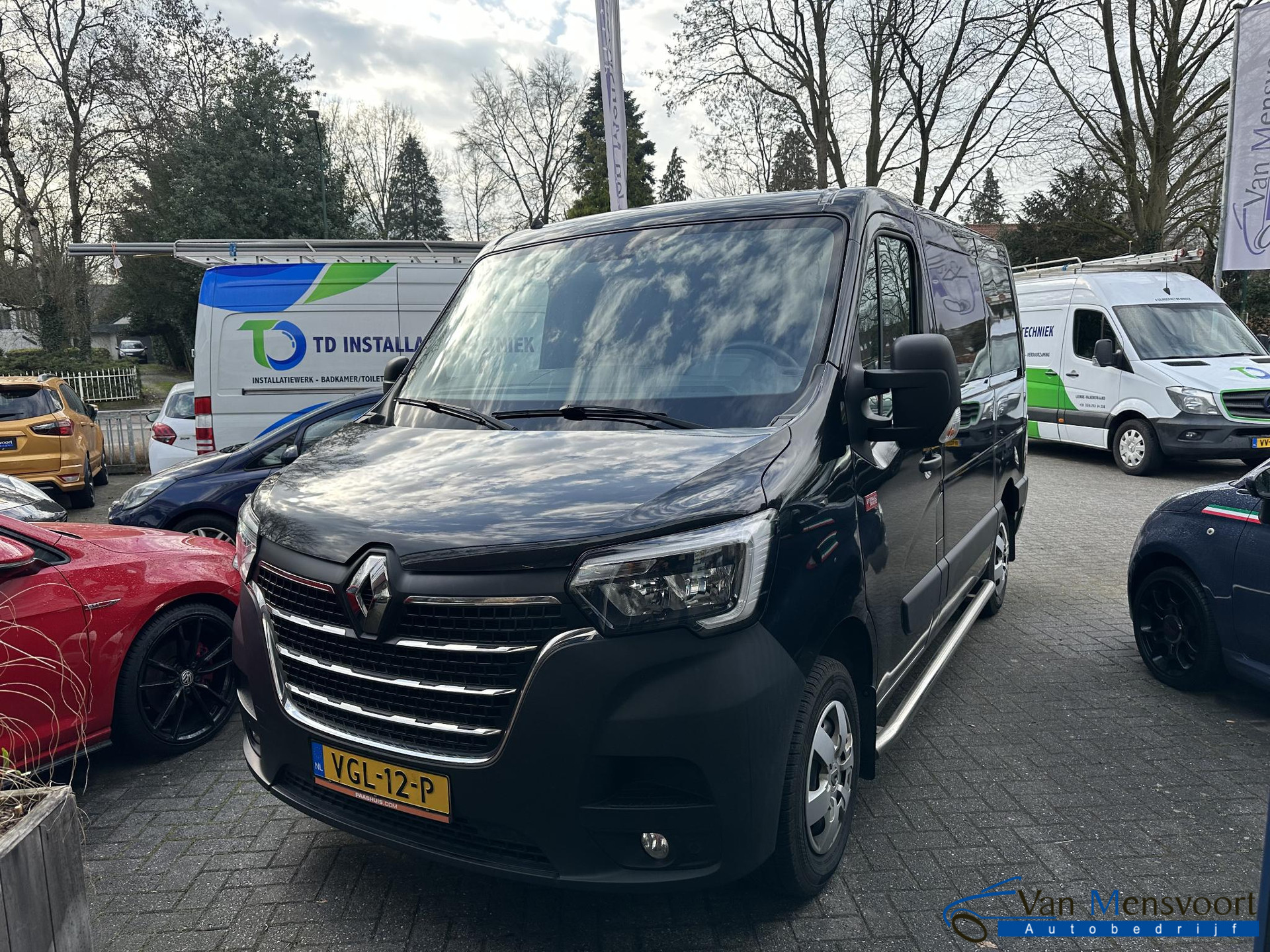 51989576