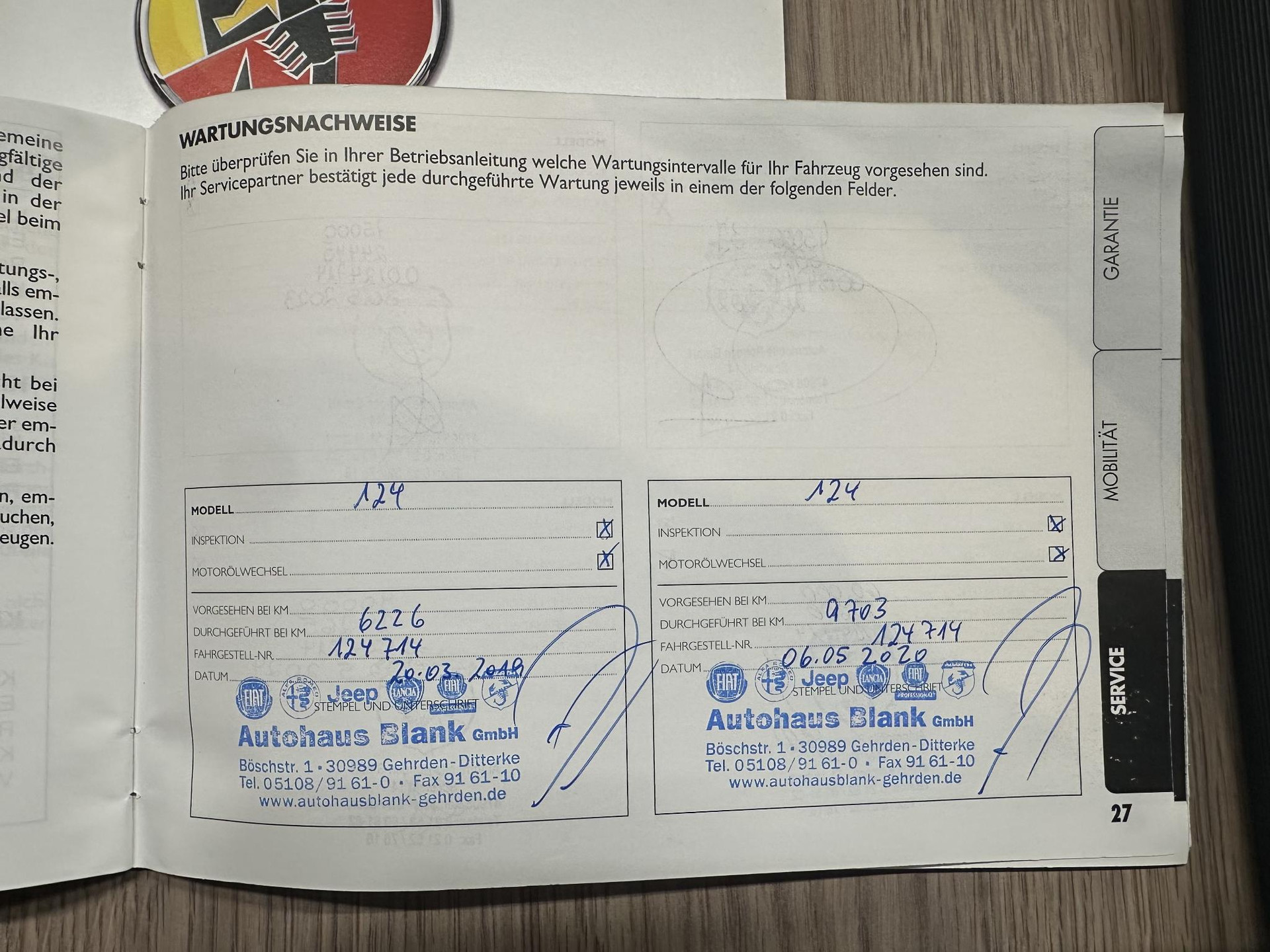 53528314-30.jpg