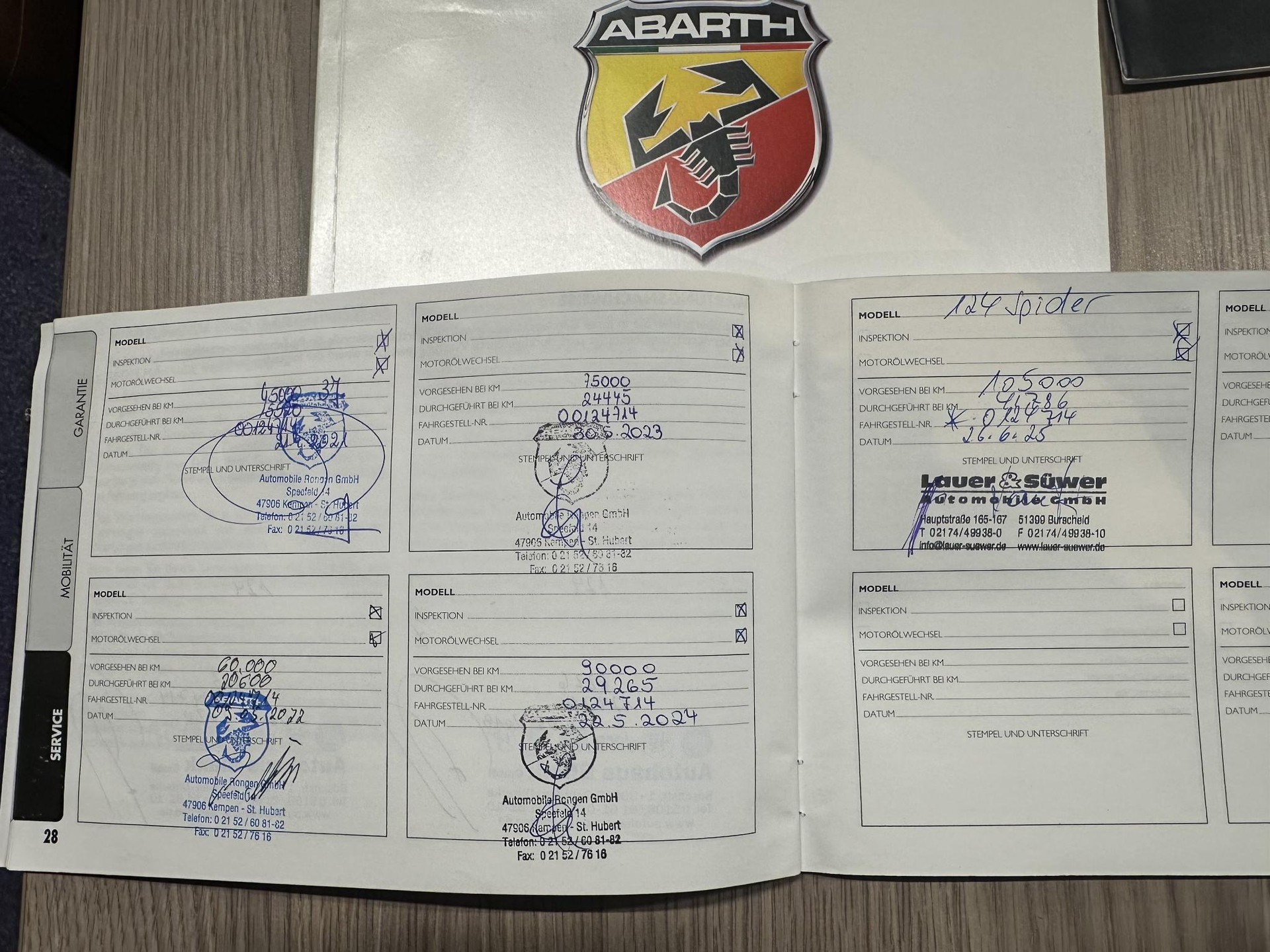53528314-31.jpg